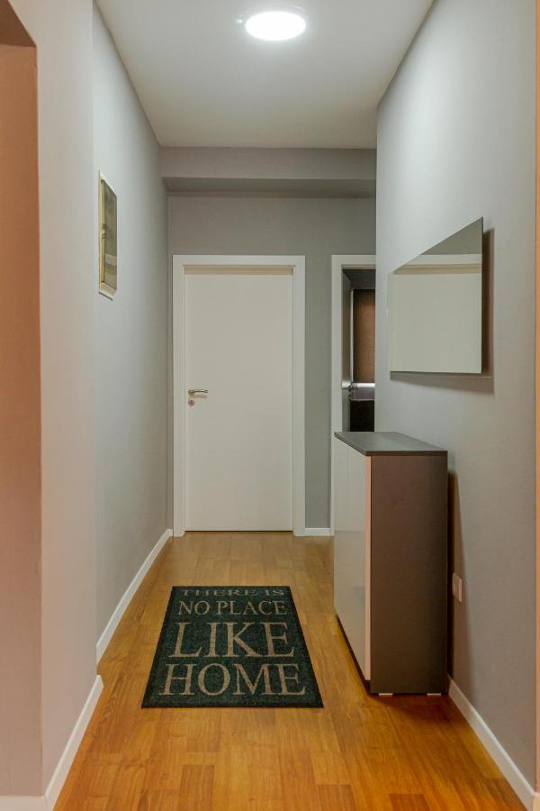 Parta Apartment プリシュティナ エクステリア 写真